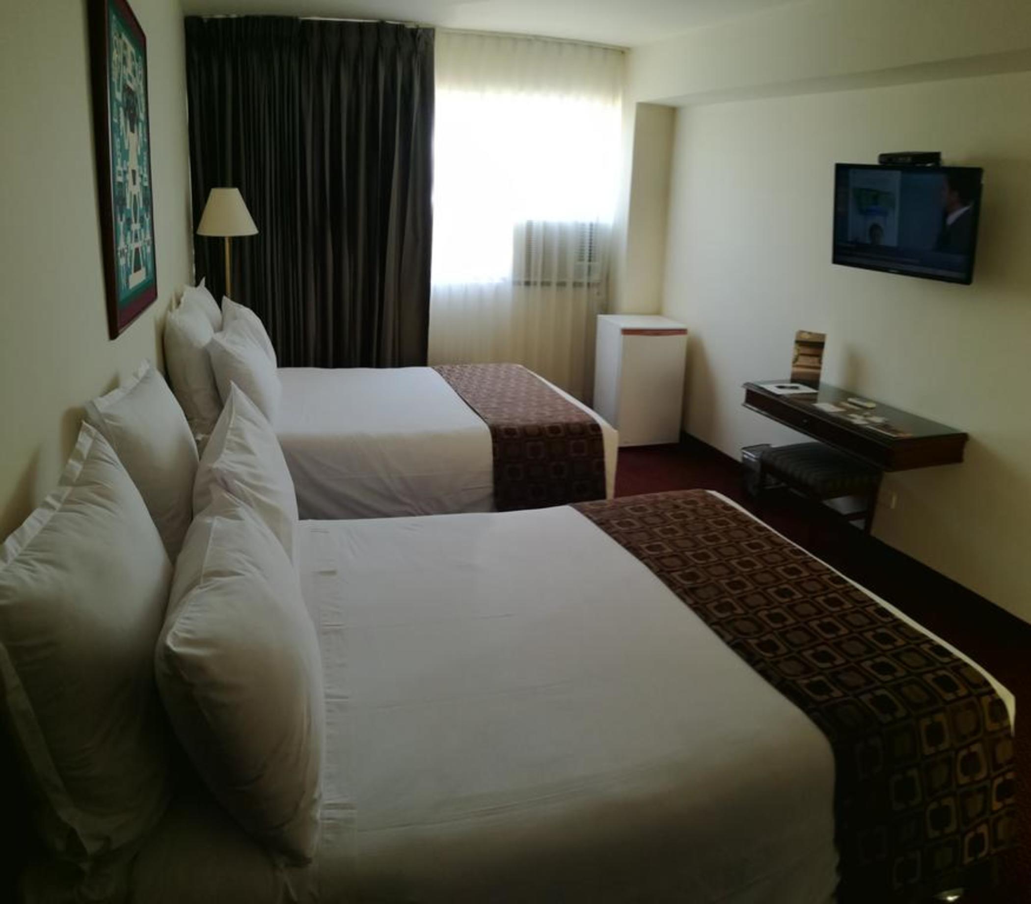 לימה Hotel Carrera מראה חיצוני תמונה