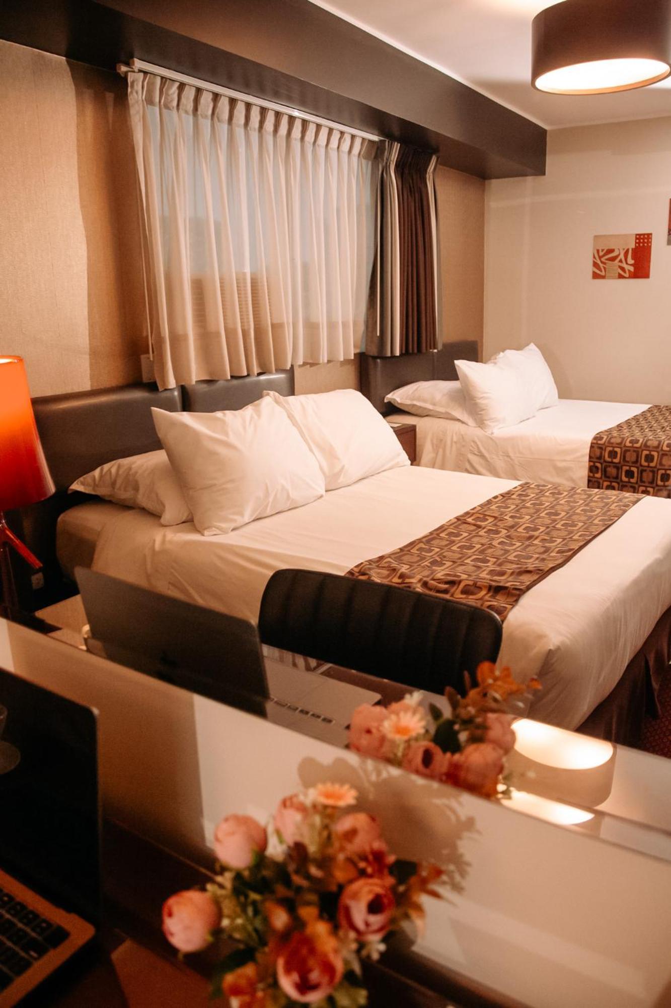 לימה Hotel Carrera מראה חיצוני תמונה