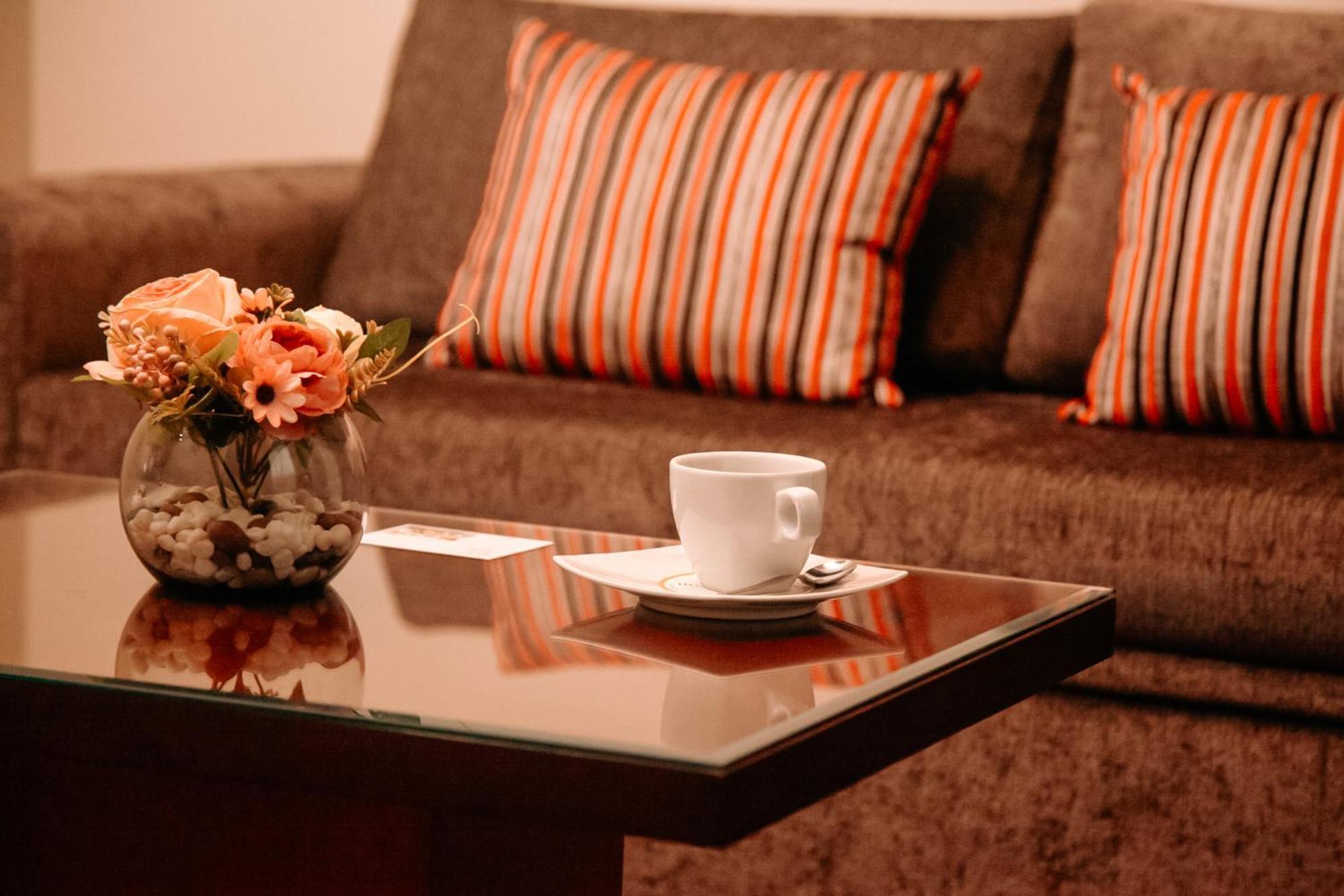 לימה Hotel Carrera מראה חיצוני תמונה