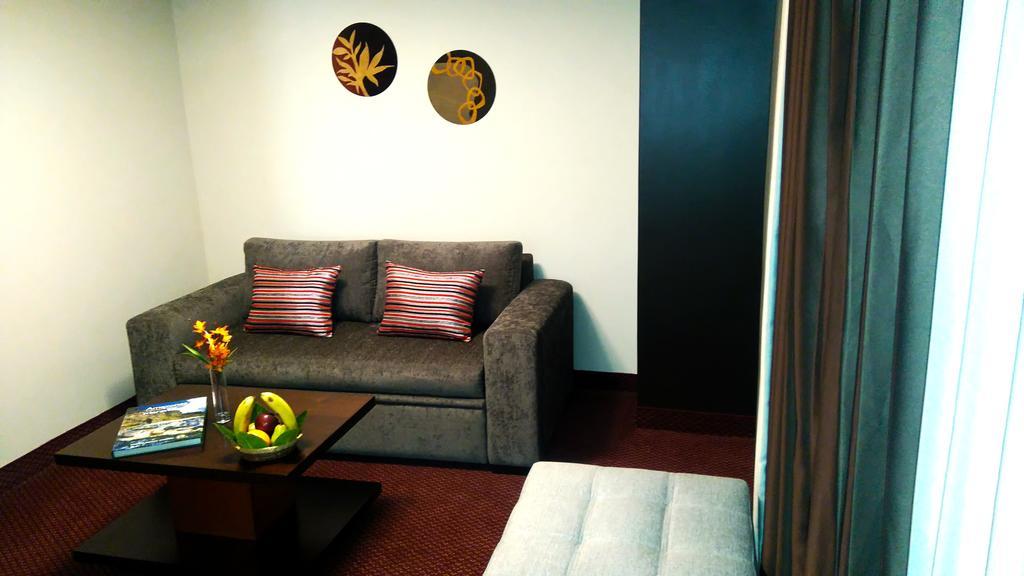 לימה Hotel Carrera מראה חיצוני תמונה