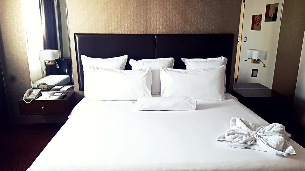 לימה Hotel Carrera מראה חיצוני תמונה