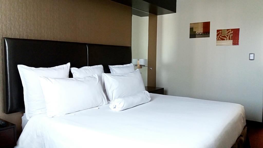 לימה Hotel Carrera מראה חיצוני תמונה
